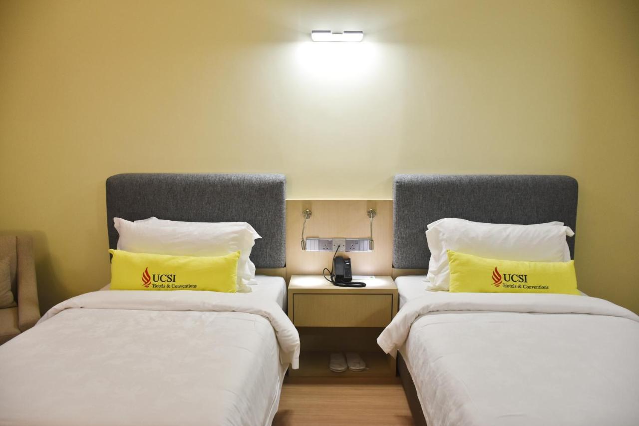 Ucsi Hotel Kuching Exterior photo