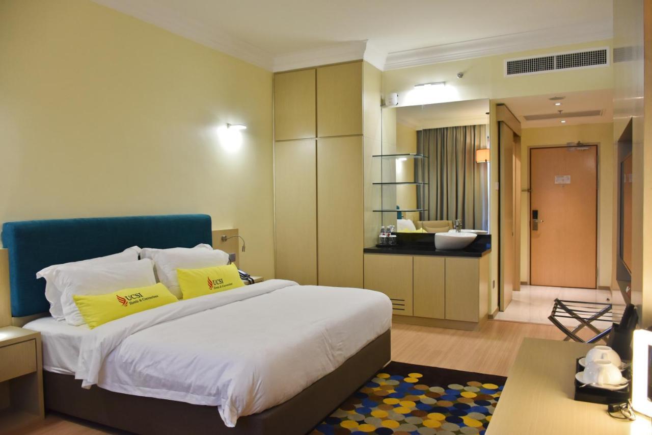 Ucsi Hotel Kuching Exterior photo